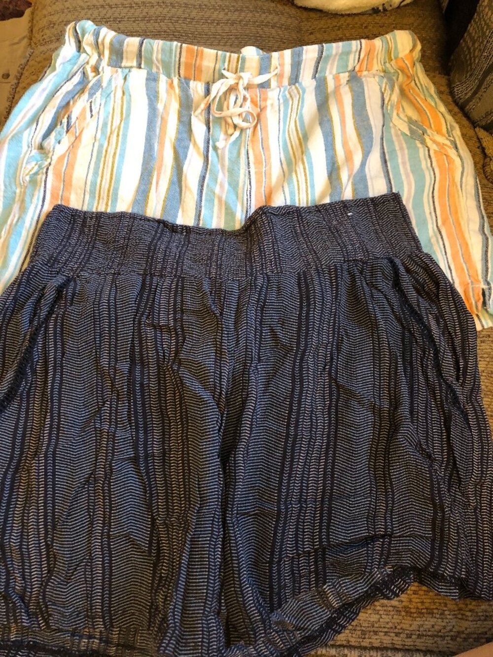 LOT of 2 LARGE Womens Shorts - Three Dots & Briggs 30" Waist #KF
